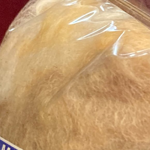 24 Dimensions FeltWorks 100% Wool Naturals Curly Roving 0.25oz Needle Felting - Picture 9 of 12